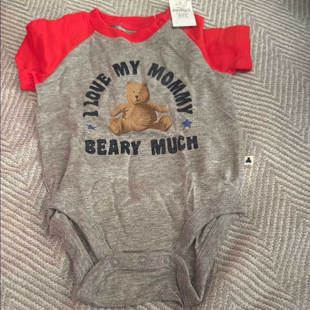 I love my mommy onesie